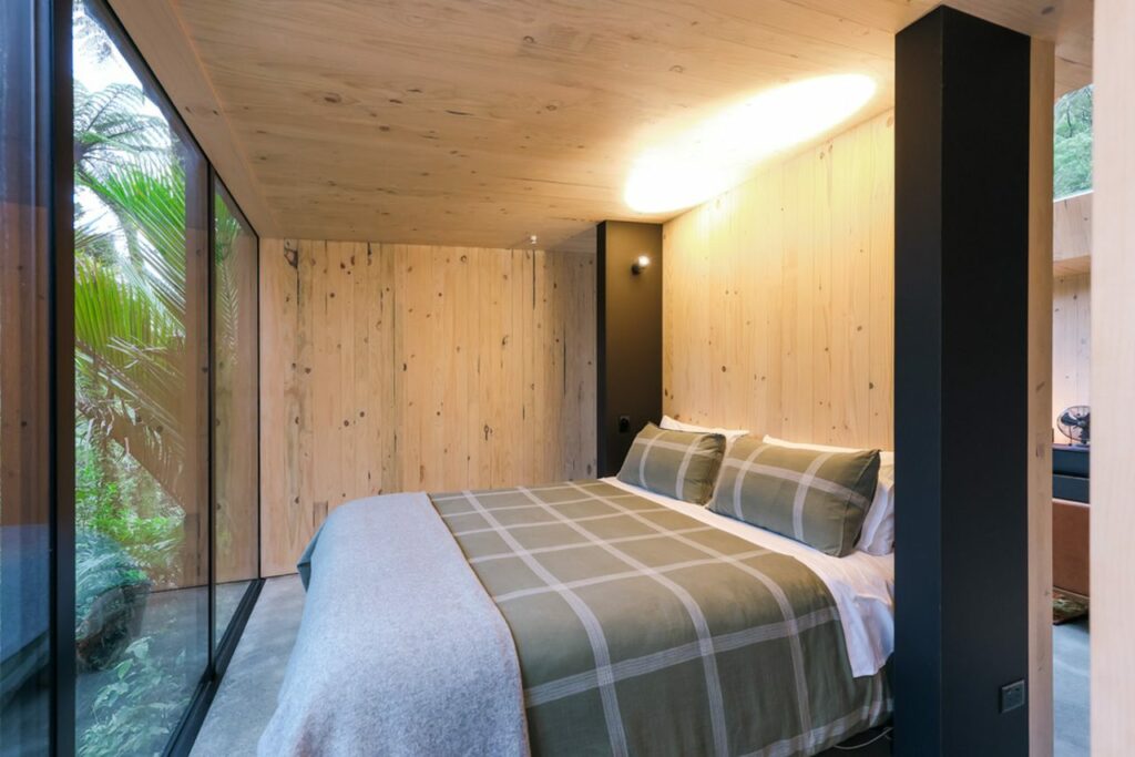 Cabin-in-the-Woods-Into-an-Architectural-Masterpiece Bedroom