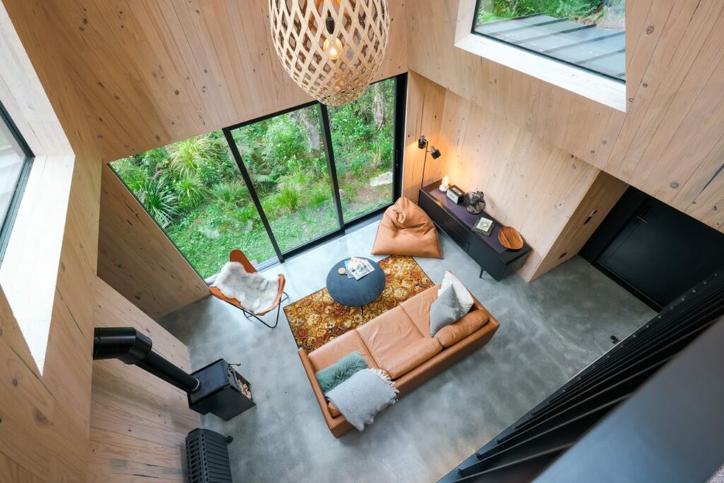 Cabin-in-the-Woods-Into-an-Architectural-Masterpiece Interior Aerial view