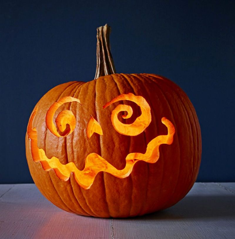 Traditional Halloween Pumpkin carving pattern 