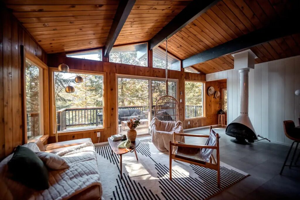 Living Room Lightfoot Cabin