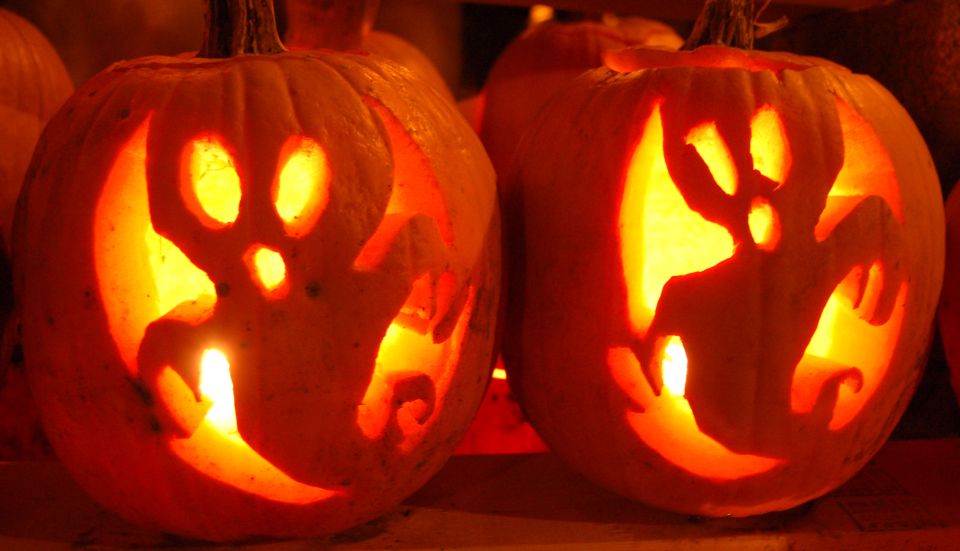 Ghost Jack-o'-lantern Pumpkin carving patterns for Halloween