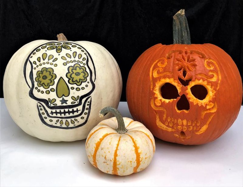 Sugar skull pumpkin carving halloween 