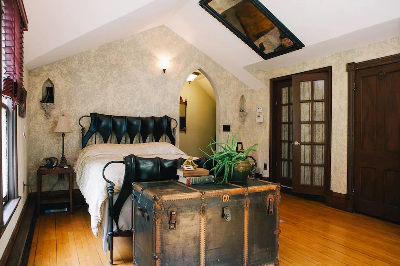 The Manor Master Chamber_Five Haunted Airbnbs to Book This Halloween in USA_1